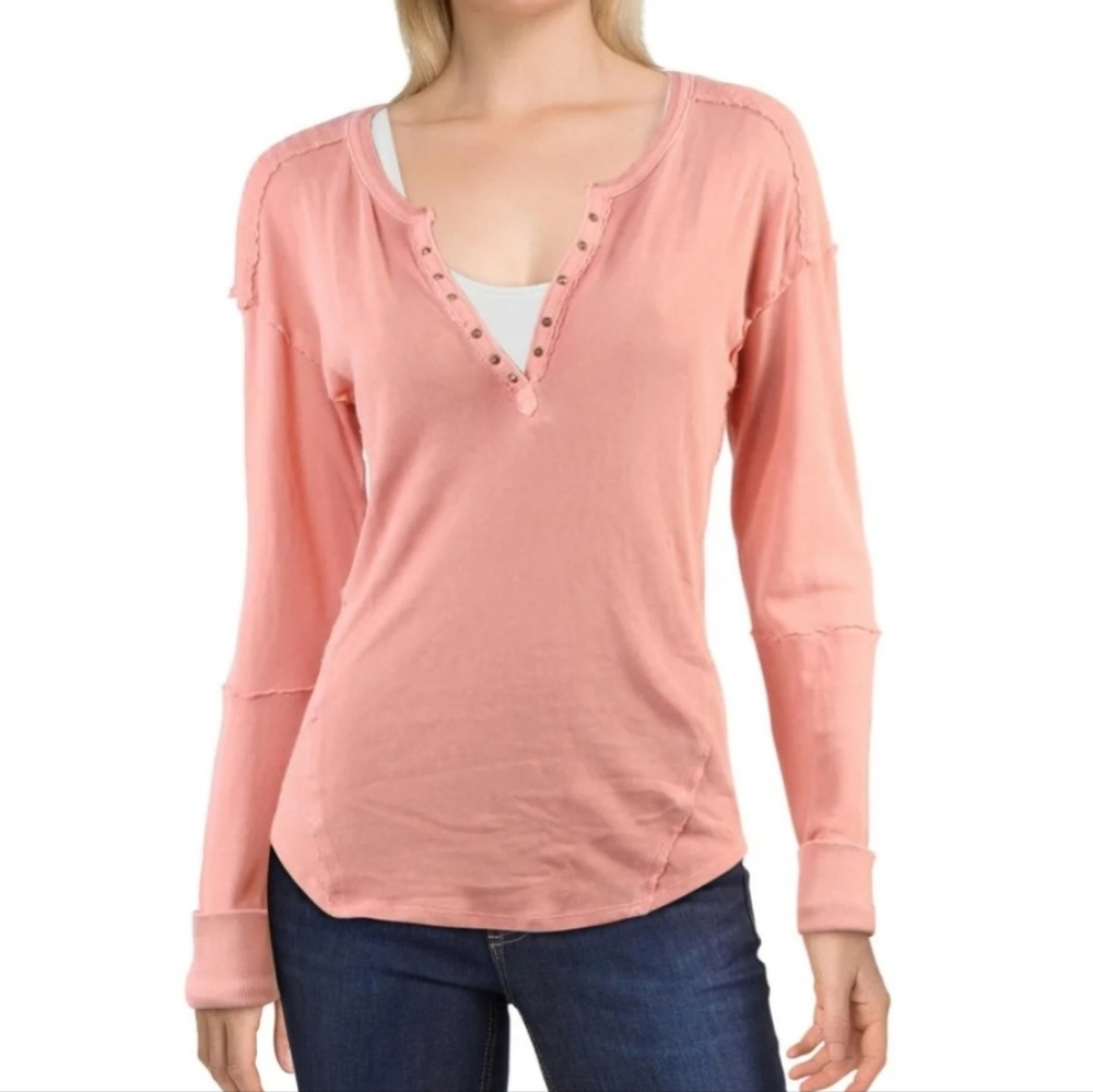 Free People 100% Cotton Studded Henley V Neck Top,Peach/Pink color, XS, NWT - Picture 11 of 13
